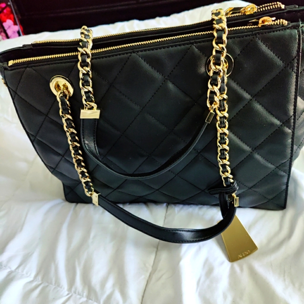 Black quilted Aldo Purse